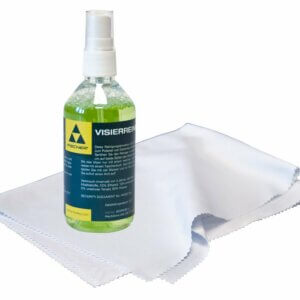 Visor Cleaning Set